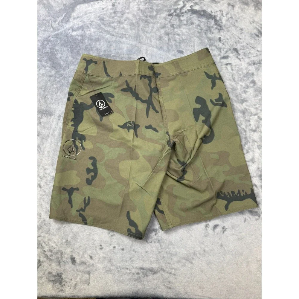 Volcom Manic 2 Boardshorts 20 Mens Size 30 Green Camoflauge Pockets Drawstring